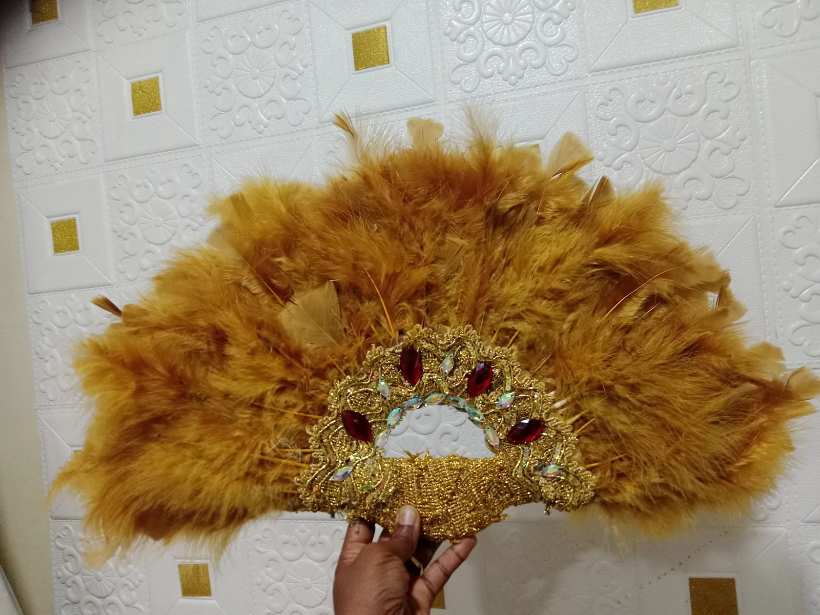Gold feather bridal hand fan